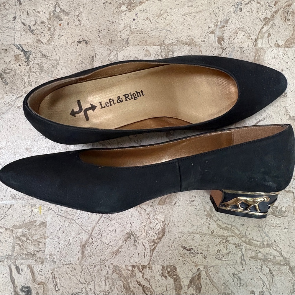 Vintage Black Slip On Elegant Low Heel Pump Made in Spain Left&Right Size 7M